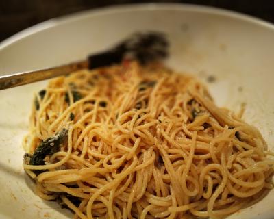 Goat cheese, spinach and grape tomato spaghetti