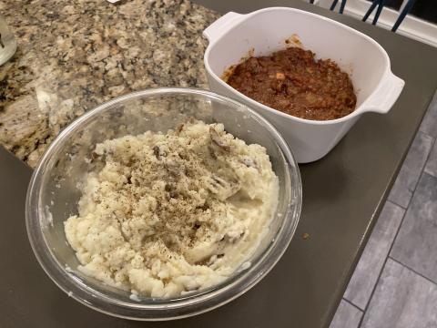 Mashed potatoes, prepared.